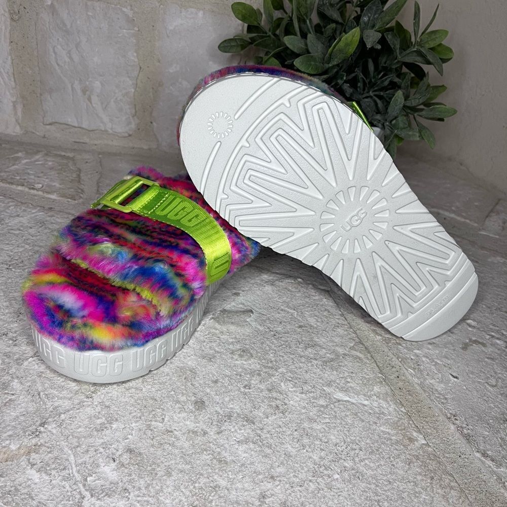 UGG Fluffita Pixelate Slide Sandal - Multicolor sz 6 New - Picture 8 of 9